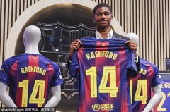 莱万多夫斯基：今年更难，巴萨将成众矢之的！