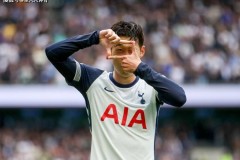 亚洲一哥正式告别热刺：低调自律铸就完美故事，欧联捧杯化茧成蝶