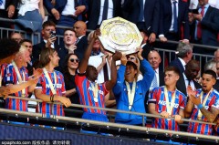 北伦敦双雄火拼！托特纳姆热刺欲截胡阿森纳，埃贝雷奇·埃泽成转会焦点