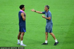 巴黎圣日耳曼夺欧洲超级杯后连夜归国，备战法甲新赛季！