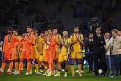 新帅执教前景引热议！齐沃能否带国米走出困境，新赛季变革待考验