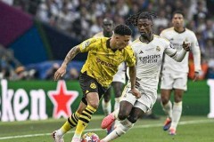 多特犹豫是否签回桑乔，曼联转会困境令其难以脱手