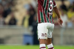 巴西球星如何引领法甲的桑巴风潮？揭秘史上最佳阵容