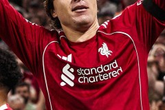 基耶萨的利物浦生涯站在十字路口，一月离队成定局？