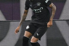 多纳鲁马与曼城达成个人协议：这笔交易将如何影响欧洲足坛？