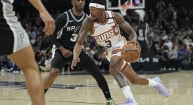 比尔将3号球衣让给保罗 两人生涯均只穿过3号