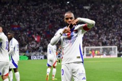 鲁能少帅成功邀请18岁五大联赛锋霸转会，曾德甲梅开二度