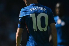 英超首轮切尔西0-0水晶宫，埃泽破门被吹，蓝军主帅换人未奏效