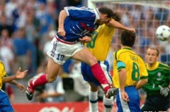 踢了3届世界杯都是巴西主力，却在全盛时期沦为意甲替补，悍将在国家队风光却失意于俱乐部