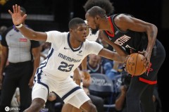 汤普森28+10申京20+16 杜兰特11分火箭擒熊5连胜