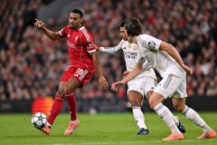 欧冠利物浦1-0送皇马欧冠首败，麦卡利斯特一击制胜，萨拉赫低迷