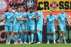 爆冷！滕哈格首秀彻底搞砸，主场沦陷，德甲劲旅惨遭逆转