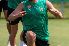 15岁鲁尼之子闪耀曼联青训！U19首战告捷，未来巨星初露锋芒