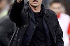 狂砸高薪！穆帅7场生死战0胜？欧冠回归就遇地狱难度，球迷慌了？