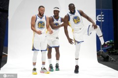 勇士新赛季15人名单正式敲定 库里巴特勒领衔